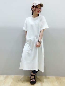 「earth music&ecology（アースミュージックアンドエコロジー）のアイテム（ピアス（両耳用））」を使った、あさみさん（レディース・157cm）の春コーディネート