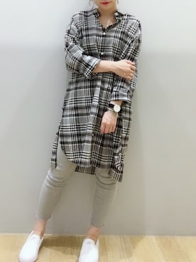 「シャツワンピ」｜「アイテム（チュニック）」を使った、あさみさん（レディース・156cm）の夏コーディネート