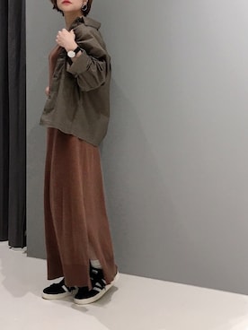 「ワンピース×スニーカー」｜「アイテム（ブルゾン）」を使った、あさみさん（レディース・156cm）の秋コーディネート