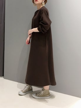 「おおぶりピアス」｜「アイテム（ワンピース）」を使った、あさみさん（レディース・156cm）の秋コーディネート