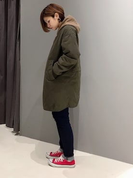 「赤コンバース」｜「アイテム（ジャケット/アウター）」を使った、あさみさん（レディース・156cm）の秋コーディネート