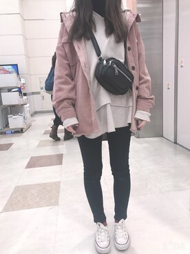 「JEANASIS（ジーナシス）のレイヤードBIGフーディー/861749（パーカー、ベージュ系）」を使った、N子さん（レディース・163cm）の春コーディネート