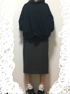 「ZARA（ザラ）のアイテム（スカート、グレー系）」を使った、ちぇるさん（レディース）の冬コーディネート