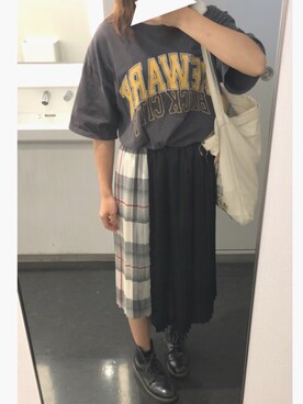 「ROSE BUD（ローズバッド）の(B.B)アシメトリープリーツスカート（スカート、ブラック系）」を使った、ちぇるさん（レディース）の秋コーディネート