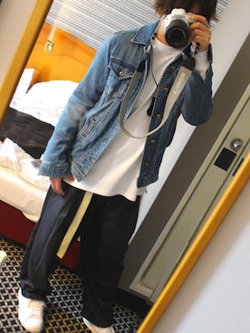 「寒い」｜「アイテム（デニムジャケット）」を使った、ナナシノゴンベエさん（メンズ・165cm）の秋コーディネート