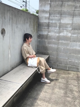 「OZOC（オゾック）のアイテム（スニーカー）」を使った、ななさん（レディース・155cm）の春コーディネート