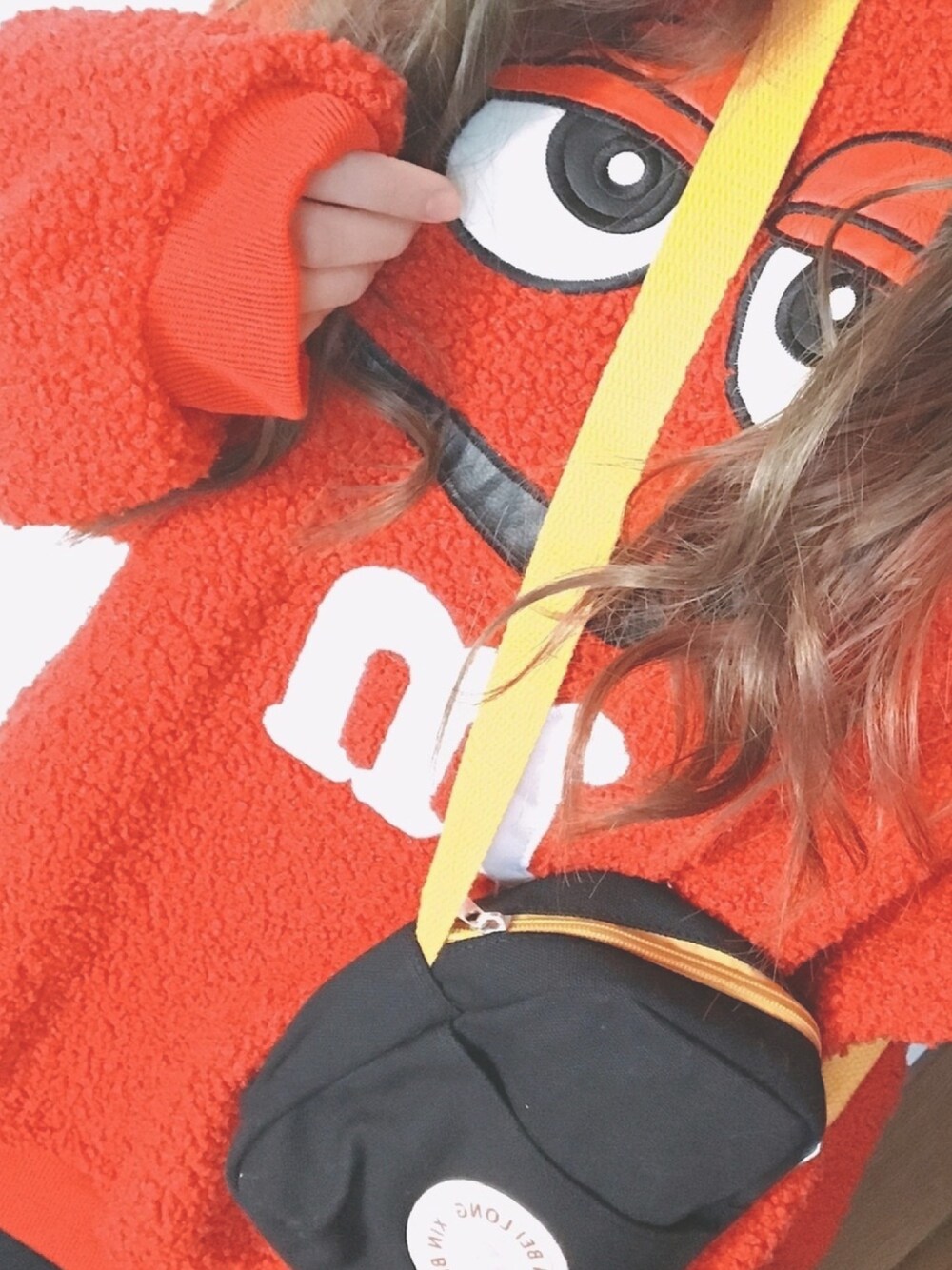 「だぼっとゆるっと。、高身長女子」｜「インスタの広告ででてきた韓国shopのアイテム（パーカー、レッド系）」を使った、ぱんのみみさん（レディース・167cm）の冬コーディネートの1枚目の写真