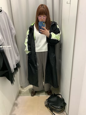 「サテンパンツ」｜「アイテム（ナイロンジャケット）」を使った、にんじんさん（レディース・164cm）の春コーディネート