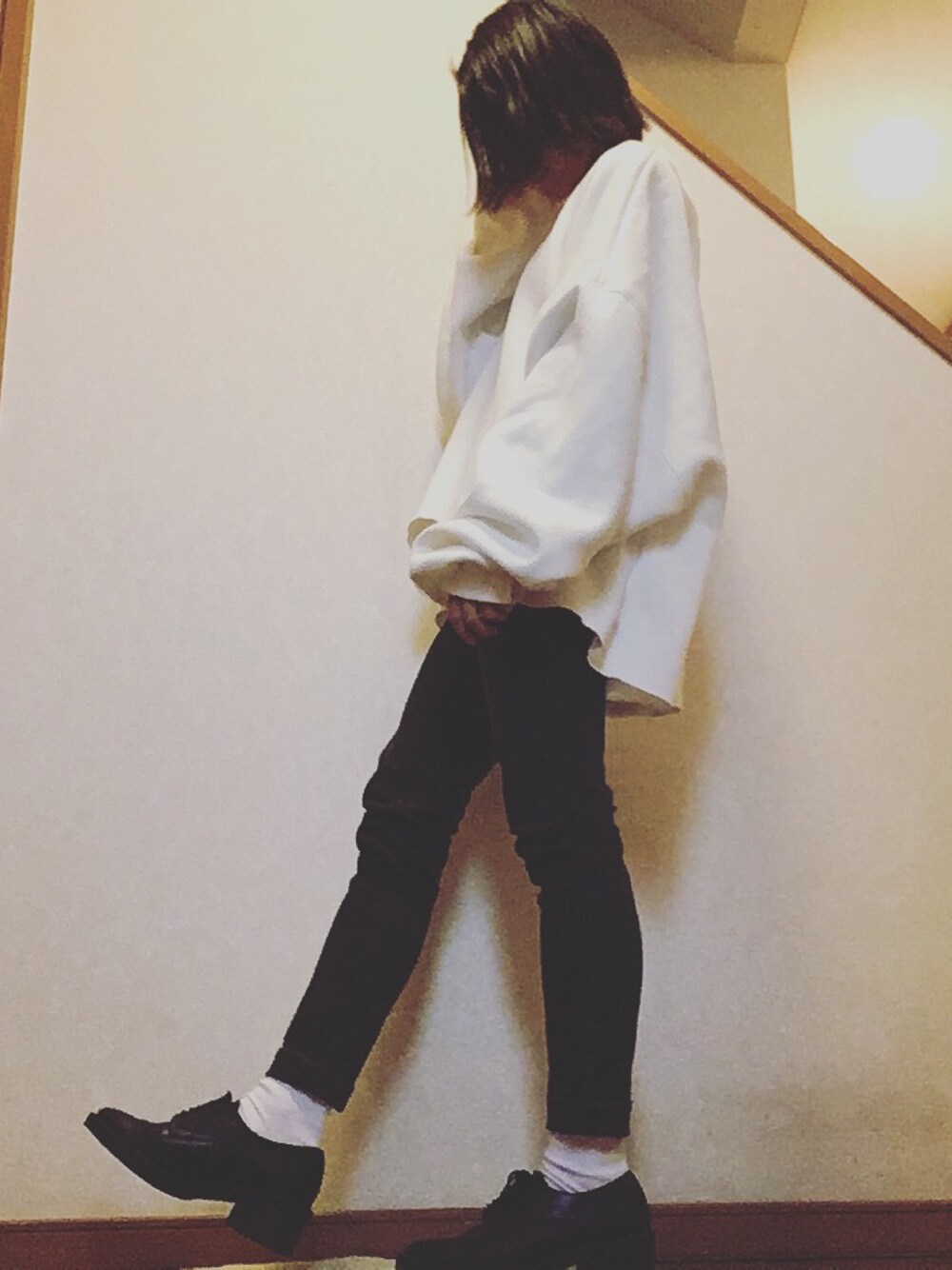 「MERLOTのオーバーサイズスウェットトップス4827（スウェット、ホワイト系）」を使った、Manasanさん（レディース・150cm）の冬コーディネートの1枚目の写真