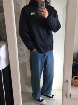 「ジャックパーセル」｜「アイテム（マウンテンパーカー）」を使った、kouさん（メンズ・173cm）の秋コーディネート