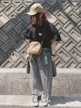 Coleman コールマン のショルダーバッグ ブラウン系 を使った人気ファッションコーディネート Wear