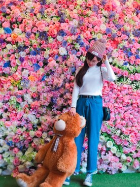 「travel」｜「アイテム（ニット/セーター）」を使った、張雅雯さん（レディース・163cm）の冬コーディネート