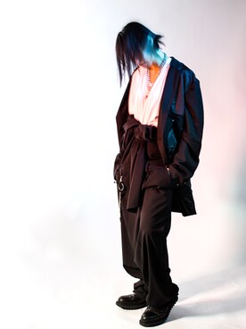 「MUZE（ミューズ）のアイテム（つなぎ/オールインワン）」を使った、H>FRACTALさん（レディース・167cm）の春コーディネート
