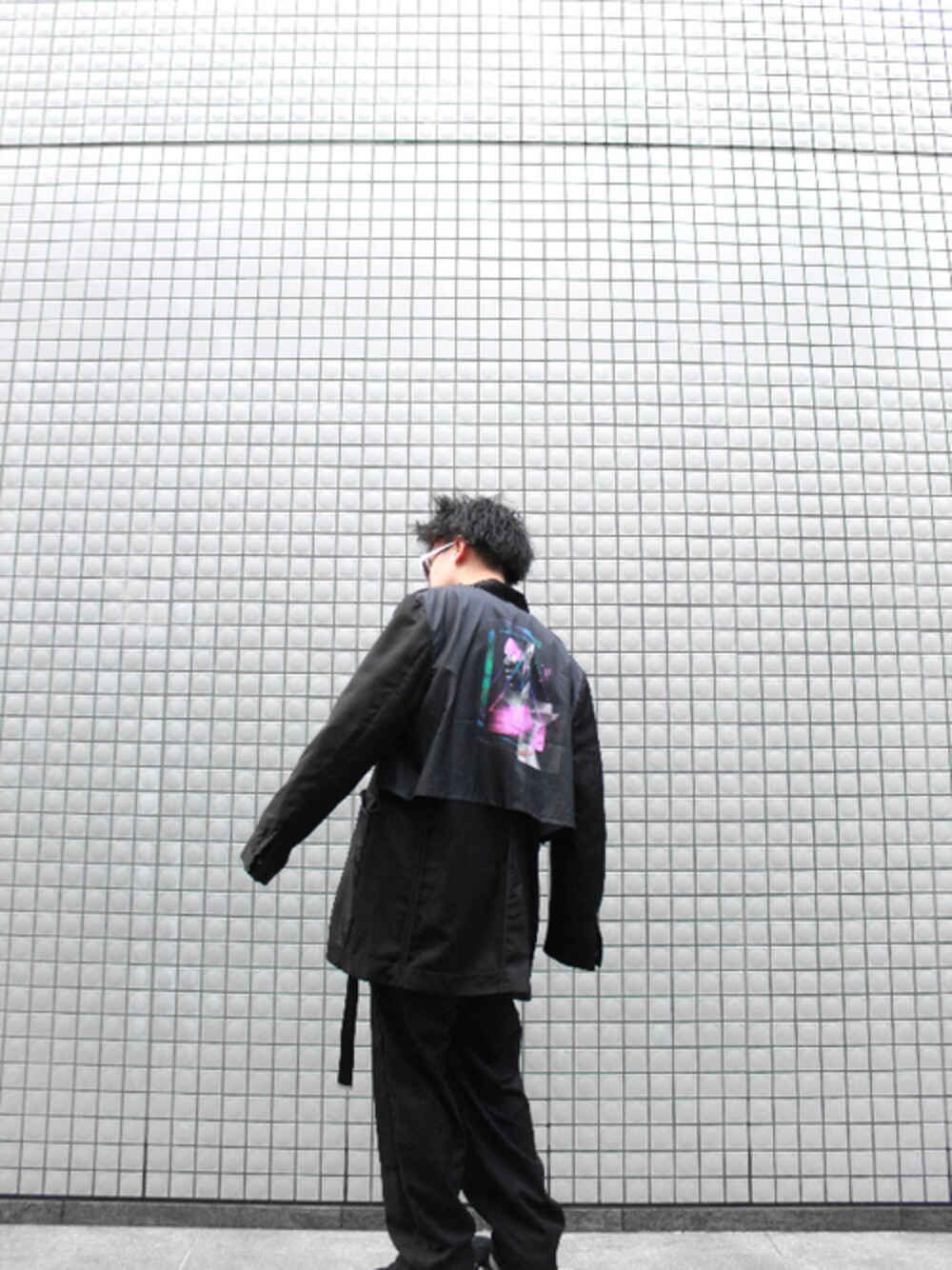 「PARADOX、セットアップ、テーラードジャケット、H＞FRACTAL」｜「PARADOXのPARADOX - URA JACKET（テーラードジャケット、ブラック系）」を使った、H>FRACTALさん（メンズ・172cm）の春コーディネートの1枚目の写真