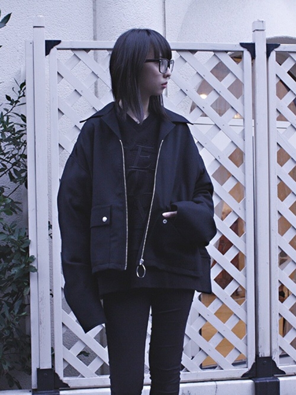 「neonsign、H＞FRACTAL」｜「NEON SIGN - BRAEKER JACKET (BLACK)（その他アウター、ブラック系）」を使った、H>FRACTALさん（レディース・167cm）の秋コーディネートの1枚目の写真