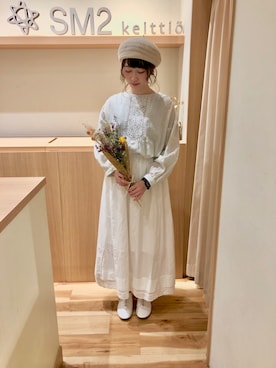 「オールホワイト」｜「アイテム（ハンチング/ベレー帽）」を使った、あらいみきさん（レディース・158cm）の春コーディネート