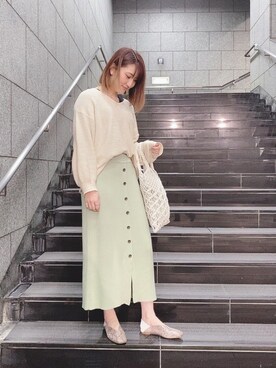 「アイテム（パンプス、グレー系）」を使った、ORientalTRaffic 京都CUBE店さん（レディース・167cm）の春コーディネート