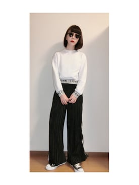 「OPENING CEREMONY（オープニングセレモニー）のアイテム（スウェット）」を使った、AKANEさん（レディース・161cm）の春コーディネート