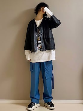 「Alexander McQueen（アレキサンダーマックイーン）のアイテム（スニーカー）」を使った、Honeyさん（メンズ・176cm）の春コーディネート