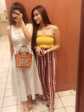 「泰国夜市のアイテム（ワンピース、ホワイト系）」を使った、劉佳さん（レディース・160cm）の夏コーディネート