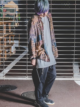 「PARADOX（パラドックス）のアイテム（スラックス）」を使った、おしゅんさん（メンズ・175cm）の冬コーディネート