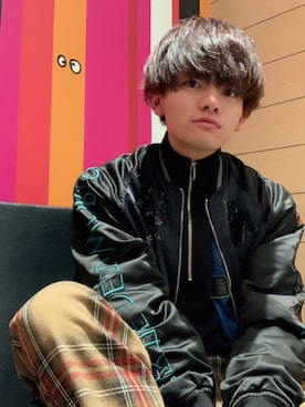 「DIESEL（ディーゼル）のアイテム（スタジャン）」を使った、ききさん（メンズ・165cm）の春コーディネート