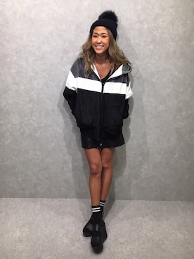 「ROGER AND RAW（ロジャーアンドロウ）のアイテム（ジャケット/アウター）」を使った、ROGER AND RAW STAFFさん（レディース・160cm）の秋コーディネート
