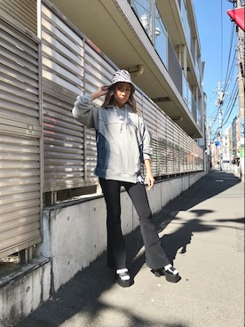 「ROGER AND RAW（ロジャーアンドロウ）のアイテム」を使った、ROGER AND RAW STAFFさん（レディース・160cm）の秋コーディネート