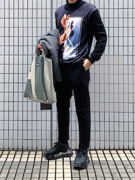 「GIVENCHY（ジバンシイ）のアイテム（スウェット）」を使った、レ オ ンさん（メンズ・178cm）の冬コーディネート