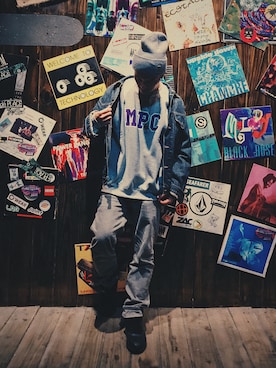 「MAPLE COMICS（メイプルコミックス）のアイテム」を使った、ShaneFlavorさん（メンズ・166cm）の春コーディネート