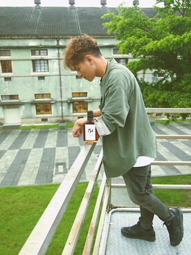 「krewのアイテム」を使った、ShaneFlavorさん（メンズ・166cm）の春コーディネート