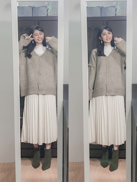 「GRL（グレイル）のプリーツスカート（スカート）」を使った、Lu🇹🇼さん（レディース・162cm）の冬コーディネート