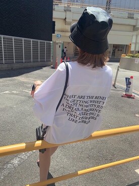 「バックロゴ」｜「アイテム（バッグ）」を使った、nanaさん（レディース・162cm）の夏コーディネート