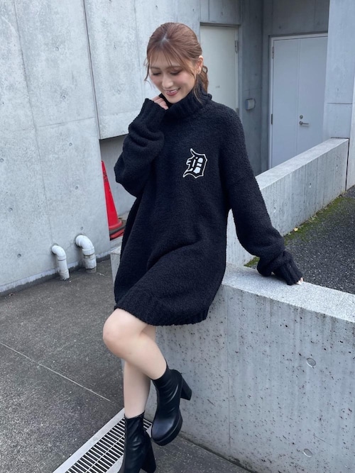 BACK TO THE FIELD ワンピース 「MLB」ワッペン刺繍ロゴブークレニット