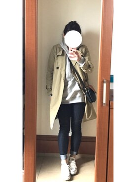 「GU（ジーユー）のアイテム（パーカー、グレー系）」を使った、Tomoさん（レディース・160cm）の春コーディネート