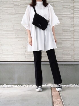 「LAULEN（ローレン）のアイテム（スラックス）」を使った、yaさん（レディース・159cm）の夏コーディネート