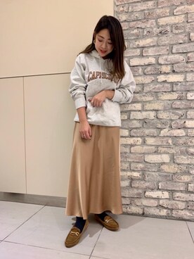 「ユナイテッドアローズ」｜「アイテム（スリッポン）」を使った、山田　オデット エ オディール スタッフさん（レディース・155cm）の秋コーディネート