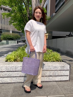 「SENSI（センシ）のアイテム」を使った、山田　オデット エ オディール スタッフさん（レディース・155cm）の春コーディネート