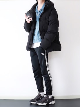 「UNIQLO（ユニクロ）のアイテム（デニムジャケット）」を使った、ぴたんさん（メンズ・173cm）の冬コーディネート