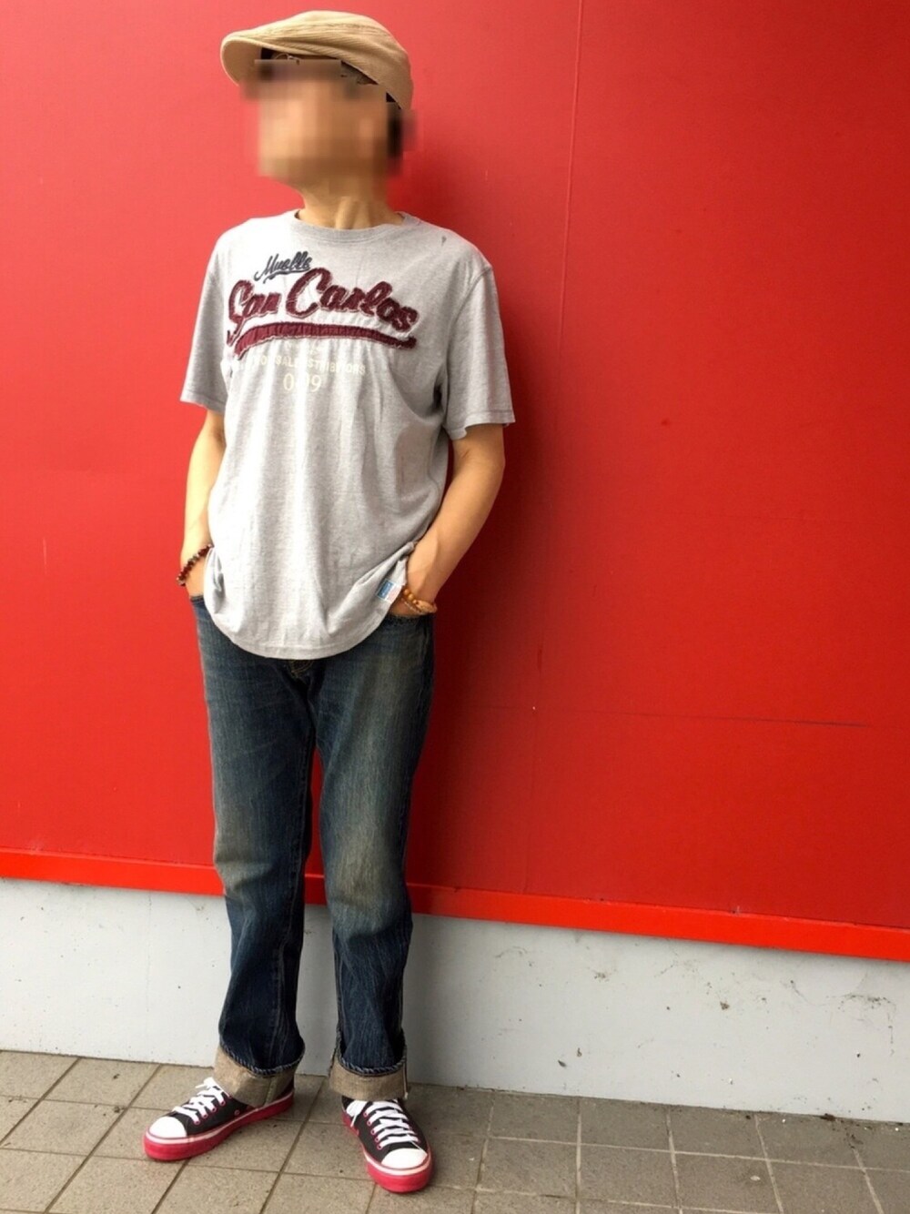 「アメカジコーデ、夏だ！Tシャツ着よう！、ハンチング、Tシャツ、セルビッチデニム、next、EDWIN、PF-FLYERS、ロゴT」｜「no brandのアイテム（ハンチング/ベレー帽、ベージュ系）」を使った、Yukioさん（メンズ・173cm）の夏コーディネートの1枚目の写真