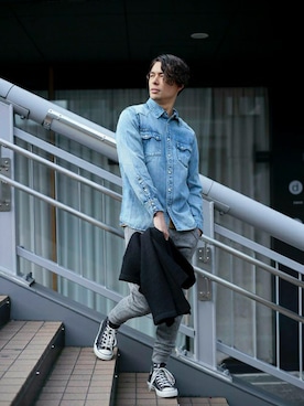 「ジョガーパンツ」｜DenimeWebStoreさん（メンズ・173cm）の冬コーディネート