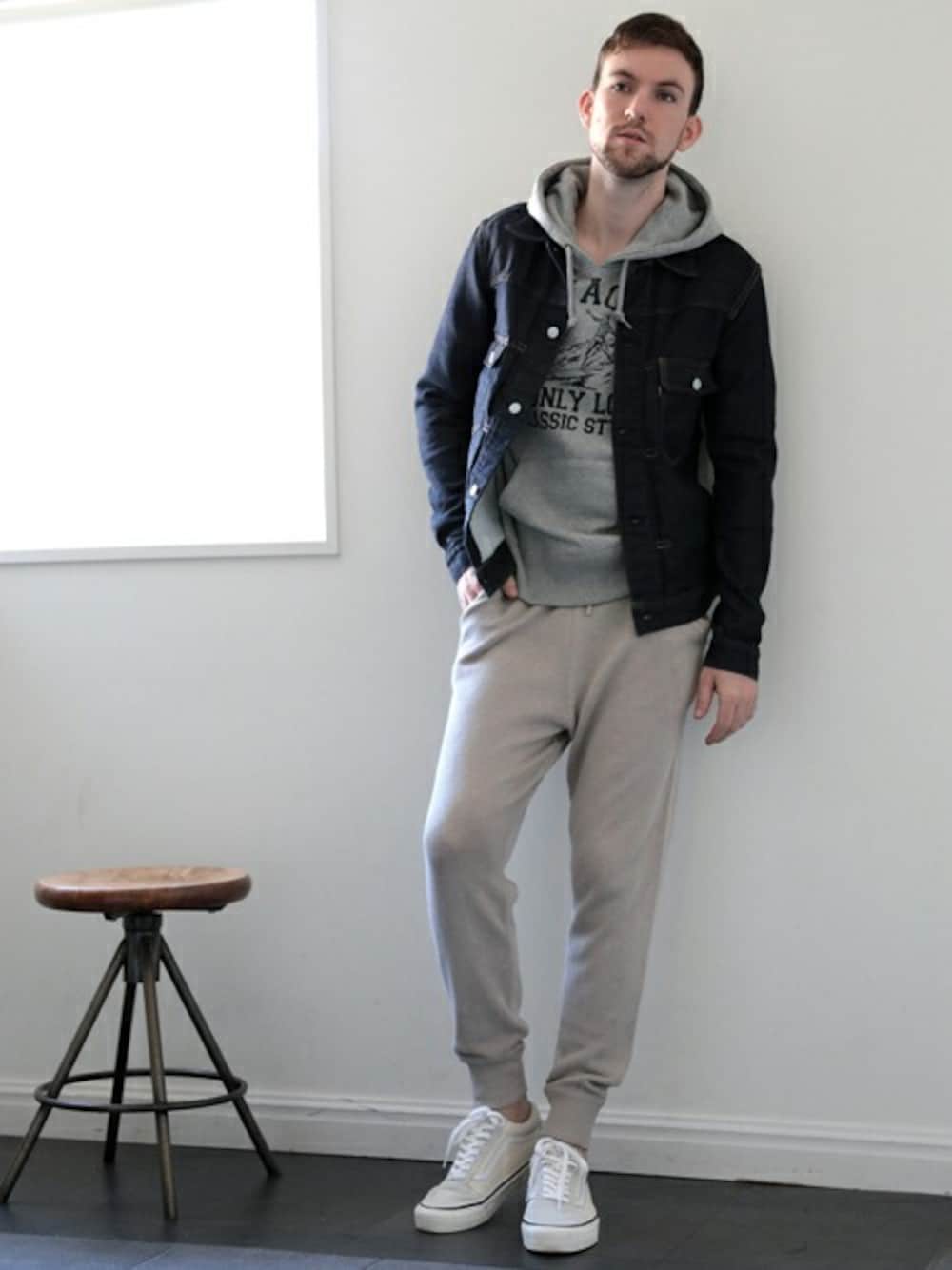 「VANS、Denime、デニムジャケット、バンズ、Gジャン、イージーパンツ、discus、DENIME THE STORE」｜「Denimeの【Denime×真柄尚武】507type G-JKT/2nd Gジャン（デニムジャケット、ブルー系）」を使った、DenimeWebStoreさん（メンズ・184cm）の秋コーディネートの1枚目の写真