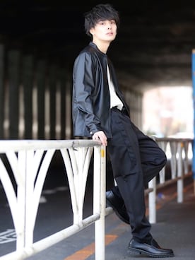 「kutir（クティール）のアイテム（ライダースジャケット）」を使った、MTRL:マテリアルさん（メンズ・175cm）の春コーディネート