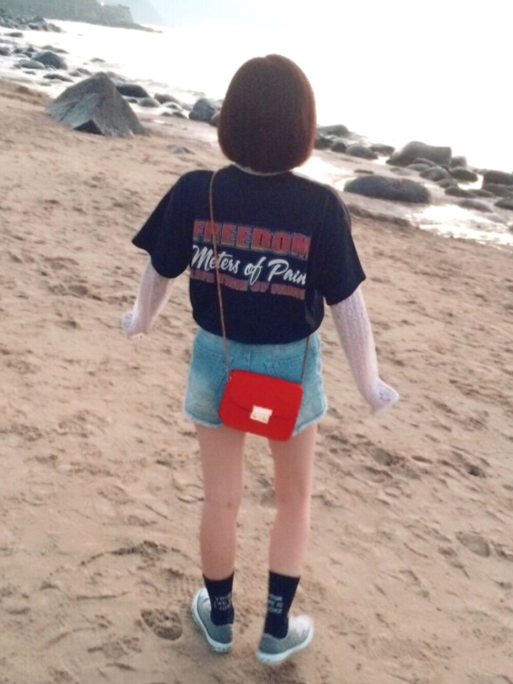 「wearhalloween2017、デニム、コンバース、ロックT」｜「no brandのアイテム（Tシャツ/カットソー、ブラック系）」を使った、riiiin@さん（レディース・154cm）の秋コーディネートの1枚目の写真