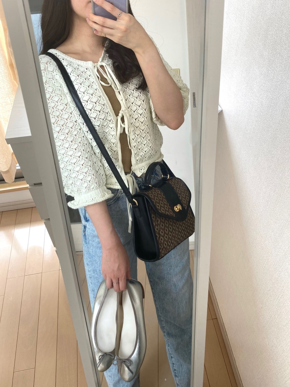 Riさんの「MONOGRAM MINI SHOULDER バッグ（MOUSSY）」を使ったコーディネート