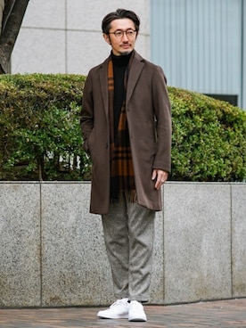「グラミチ」｜「アイテム（チェスターコート）」を使った、TERAIさん（メンズ・183cm）の冬コーディネート