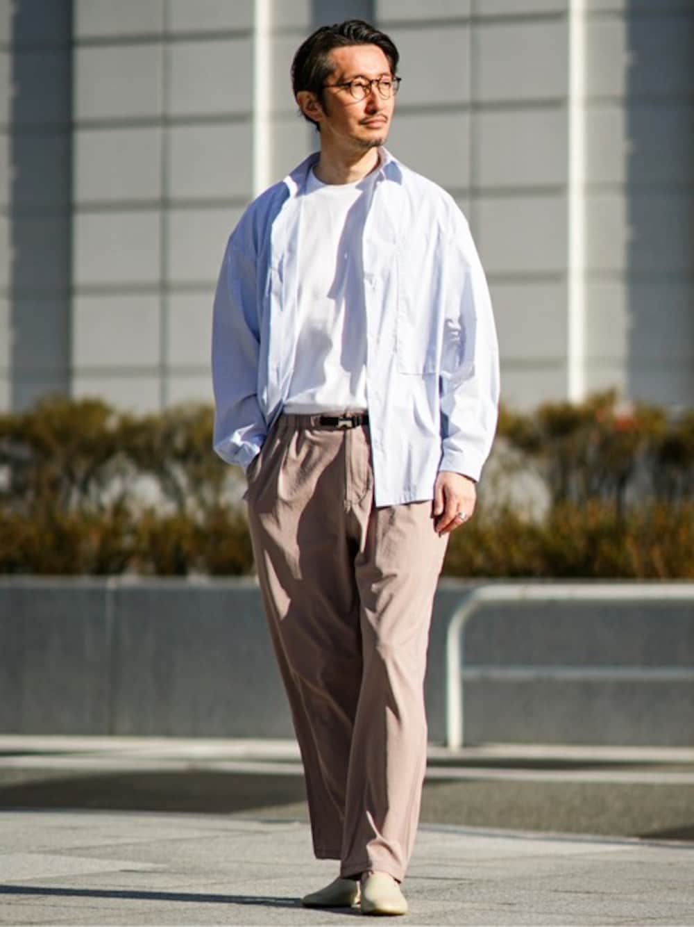 「Gramicciの【GRAMICCI / グラミチ】  別注 2wayストレッチ トロピカル1タックイージーパンツ（その他パンツ、ベージュ系）」を使った、TERAIさん（メンズ・183cm）の春コーディネートの1枚目の写真