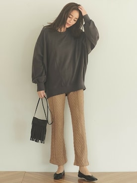 「スエット」｜「アイテム（バレエシューズ）」を使った、reedit_officialさん（レディース・162cm）の秋コーディネート