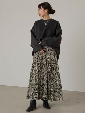「リエディ」｜「アイテム（スウェット）」を使った、reedit_officialさん（レディース・162cm）の秋コーディネート