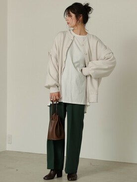 「リエディ」｜「アイテム（スウェット）」を使った、reedit_officialさん（レディース・162cm）の秋コーディネート